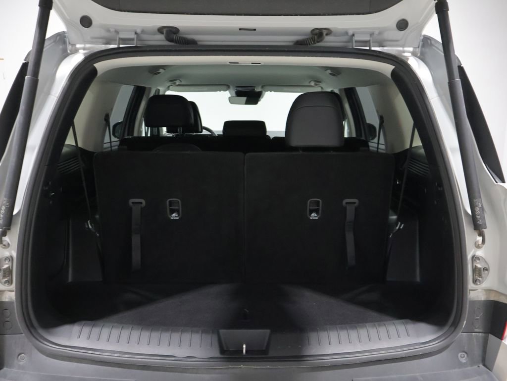 Used 2025 Hyundai Santa Fe SEL image 4