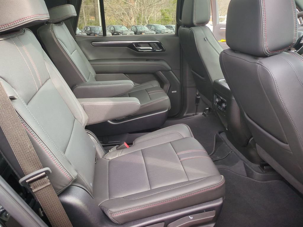 Used 2025 Chevrolet Tahoe RST w/ RST Capability Package image 33