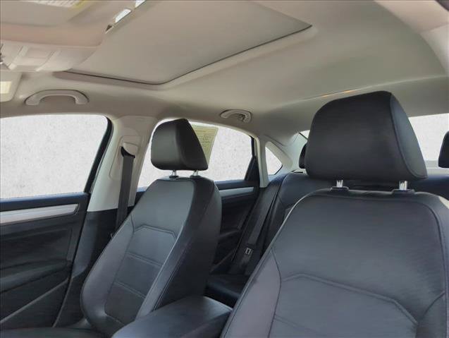 Used 2019 Volkswagen Passat 2.0T Wolfsburg w/ Wheels & Sunroof Package FWD image 15