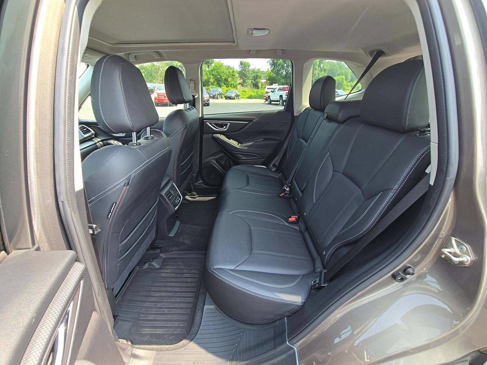 Used 2020 Subaru Forester Limited w/ Popular Package #3 AWD/4WD image 9