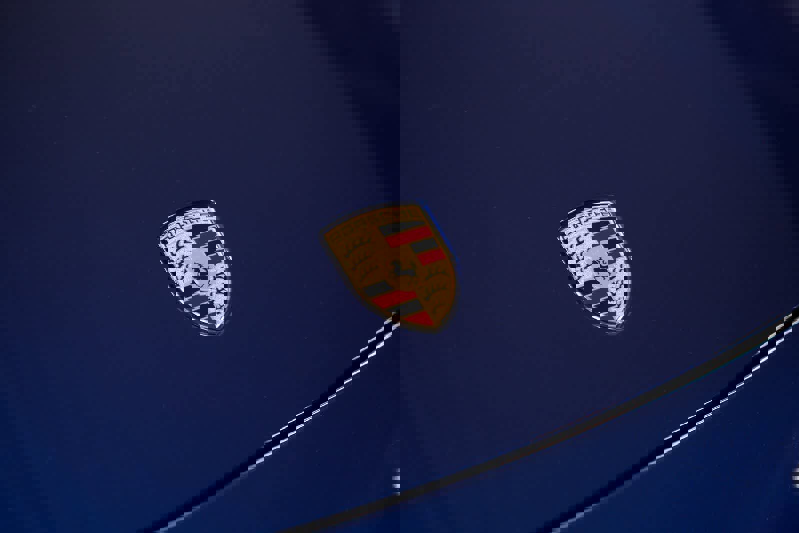 Certified 2025 Porsche 718 Cayman image 28