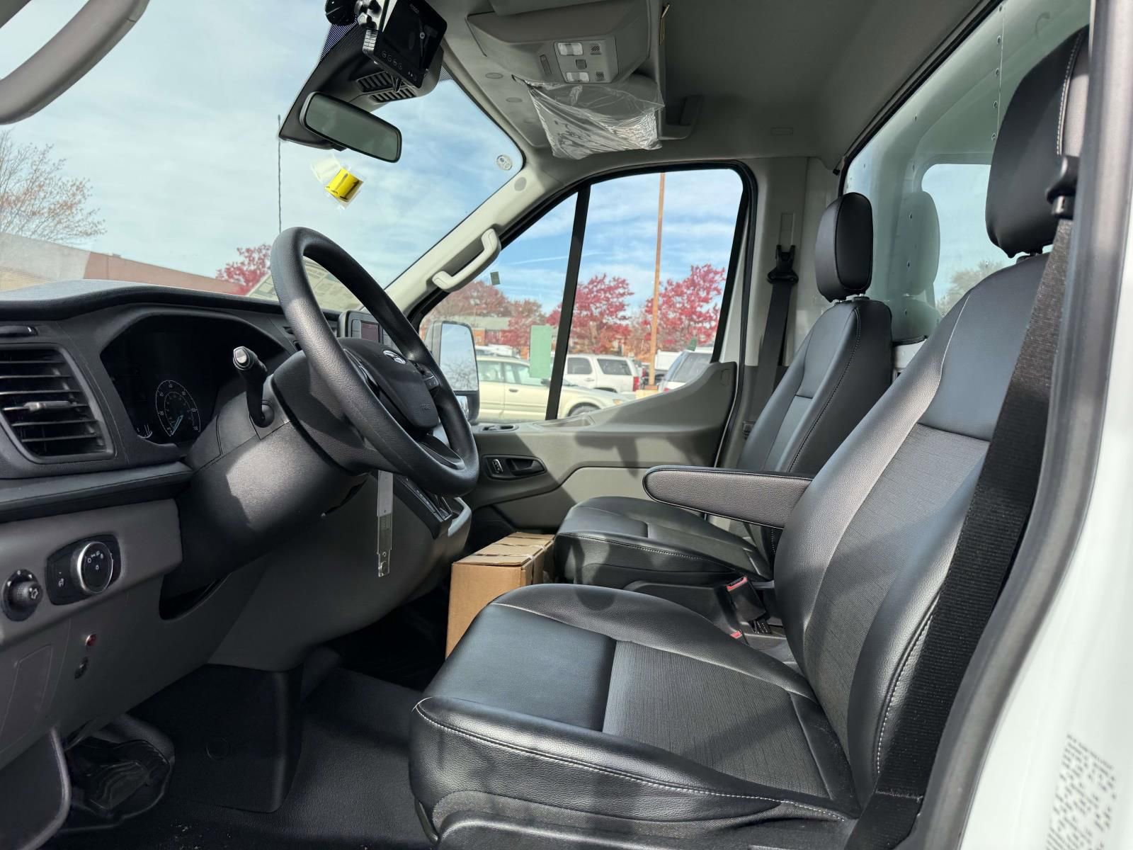 New 2024 Ford Transit 350 image 9