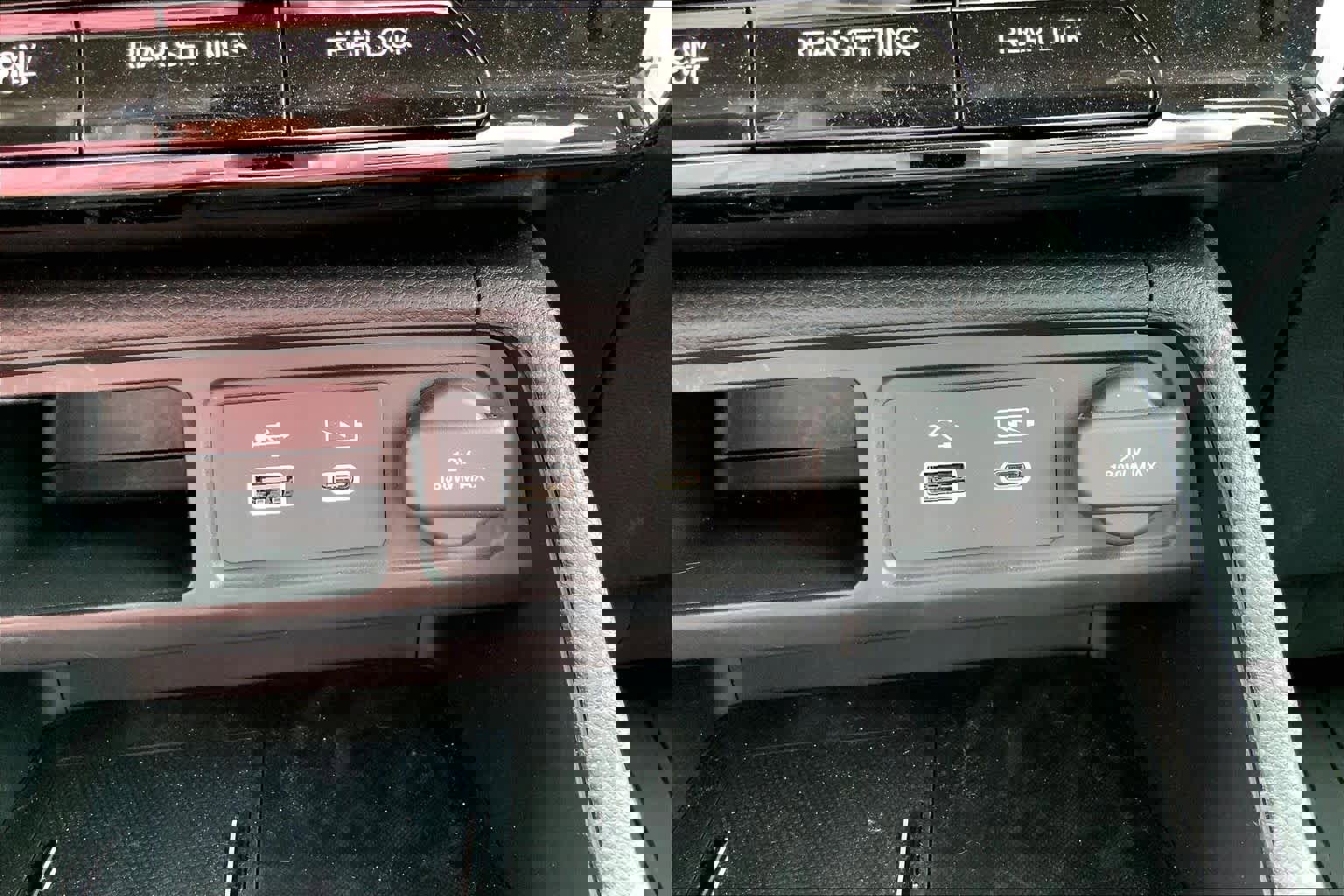 Used 2025 Honda Pilot EX-L image 36