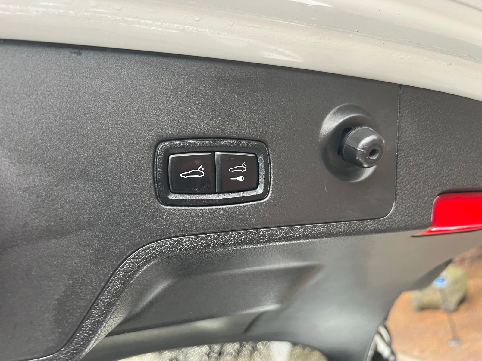 Used 2018 Porsche Panamera 4S image 18