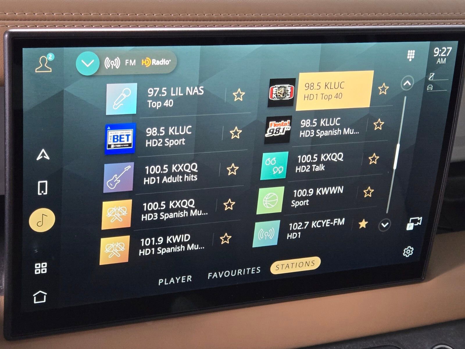 Used 2025 Land Rover Defender 110 X-Dynamic SE image 30