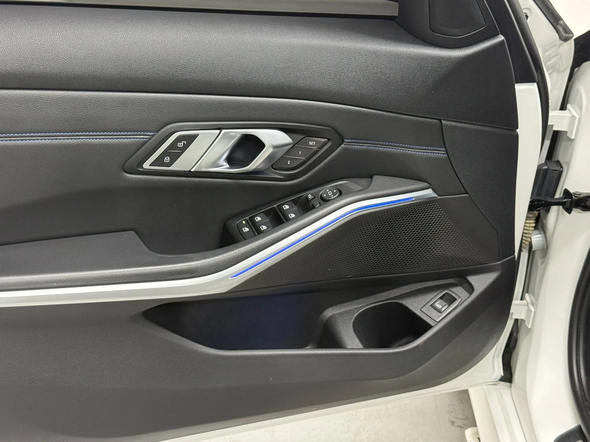 Used 2020 BMW M340i xDrive image 23