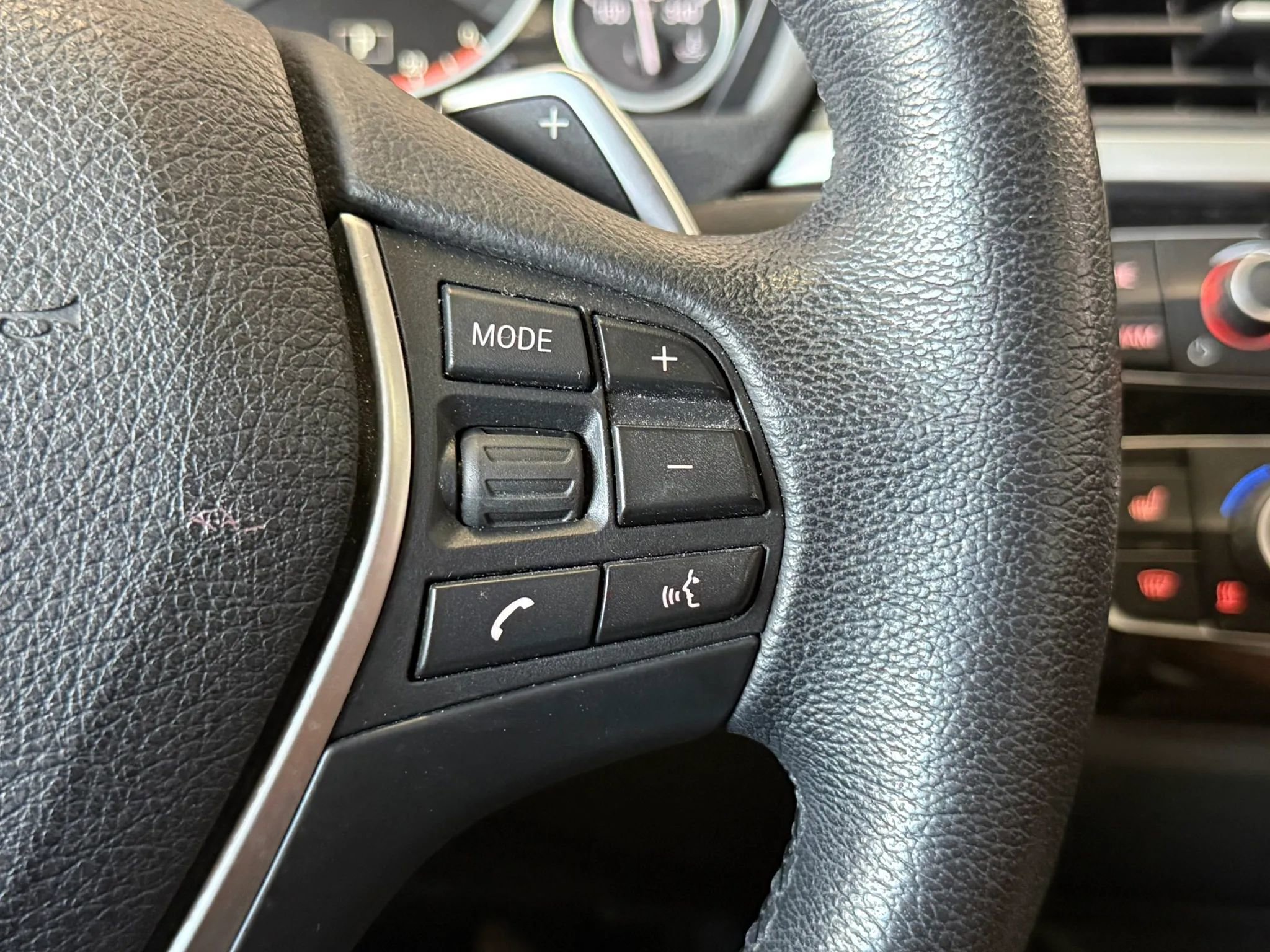 Used 2017 BMW 330i xDrive Sedan image 13