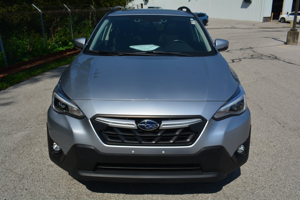Used 2023 Subaru Crosstrek 2.5i Limited AWD/4WD image 2