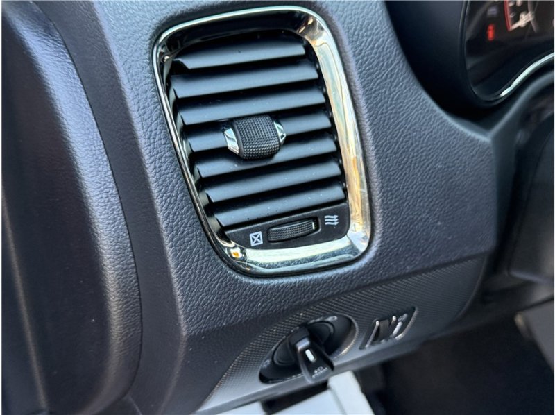 Used 2019 Dodge Durango GT w/ Blacktop Package image 36