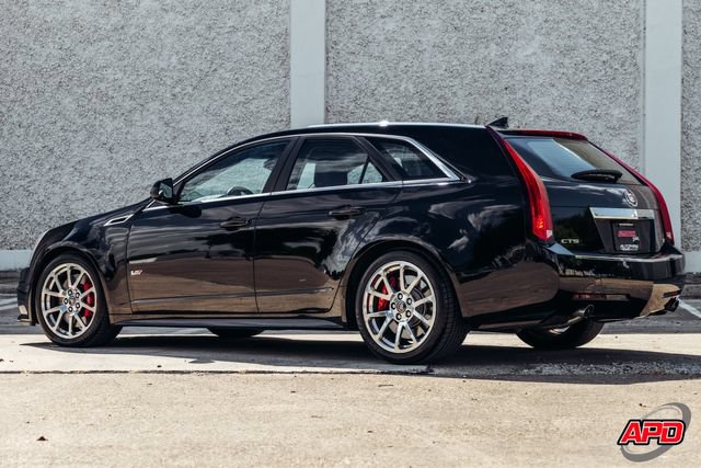 Used 2014 Cadillac CTS V RWD image 50