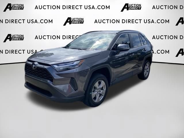 Used 2024 Toyota RAV4 XLE AWD/4WD image 1
