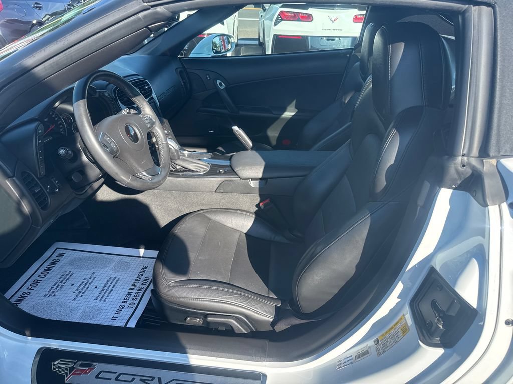 Used 2013 Chevrolet Corvette Grand Sport w/ 3LT Preferred Equipment Group RWD image 9