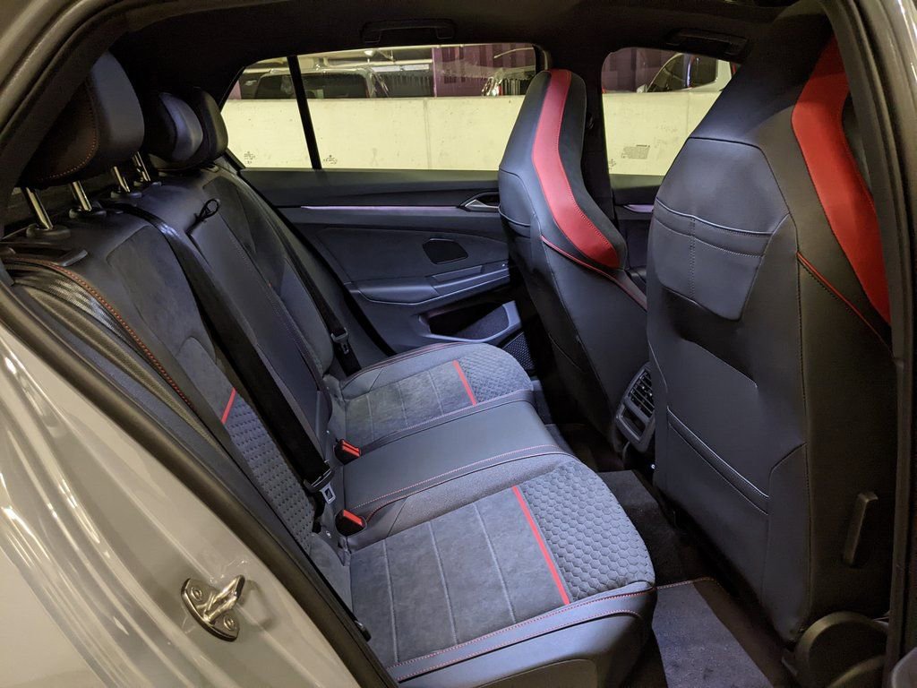 New 2026 Volkswagen GTI SE FWD image 25