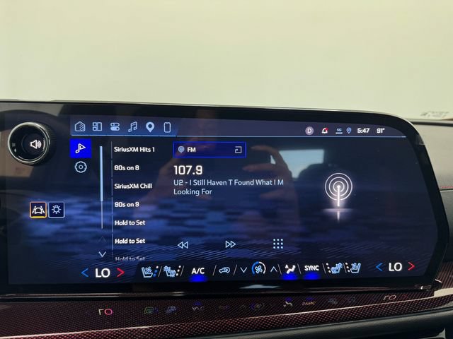 Used 2026 Chevrolet Traverse RS w/ LPO, Floor Liner Package FWD image 31