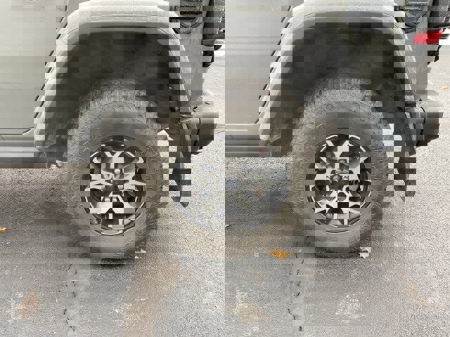 Used 2020 Jeep Wrangler Unlimited Rubicon image 18