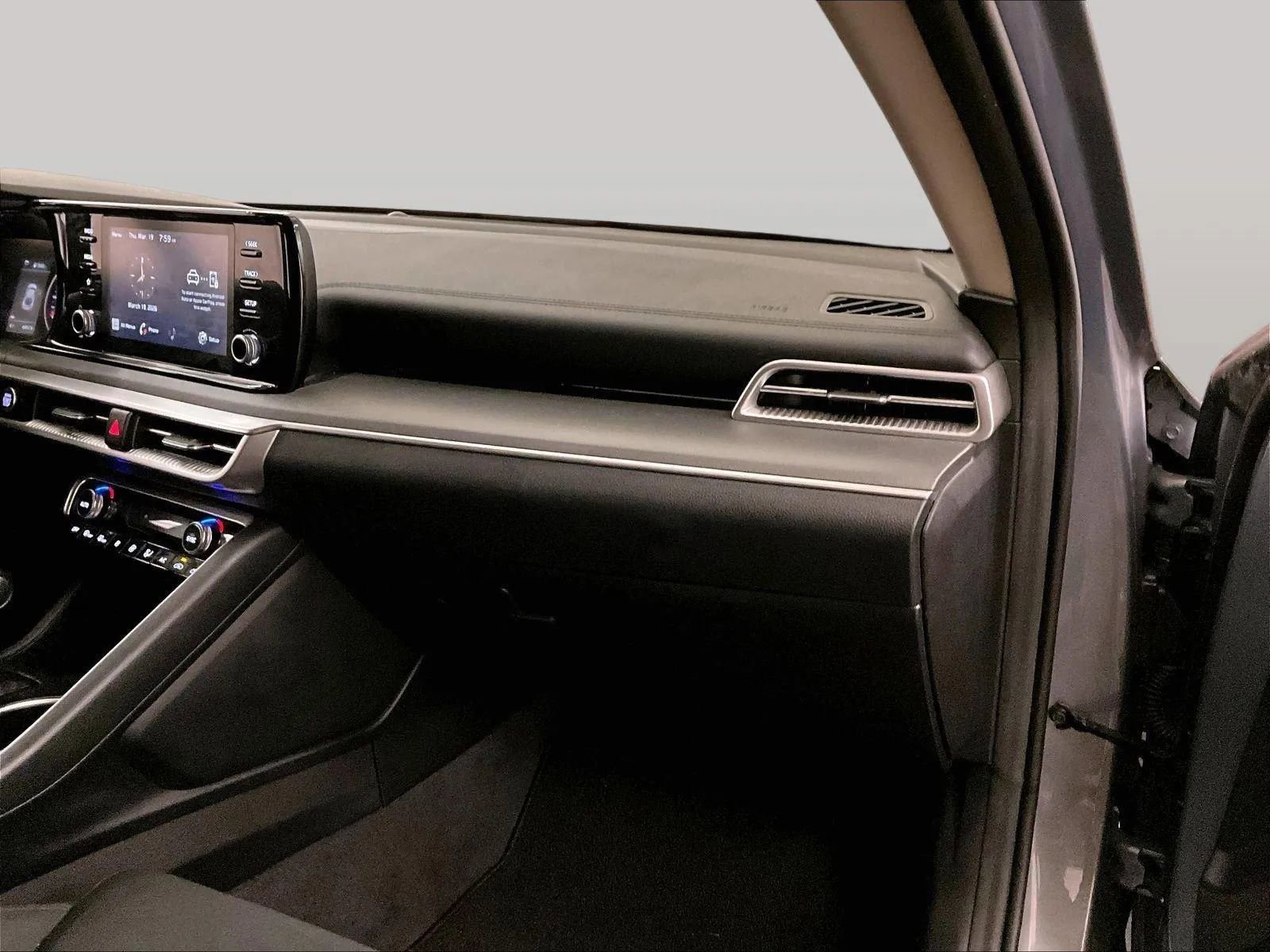 Used 2022 Kia K5 LXS image 15