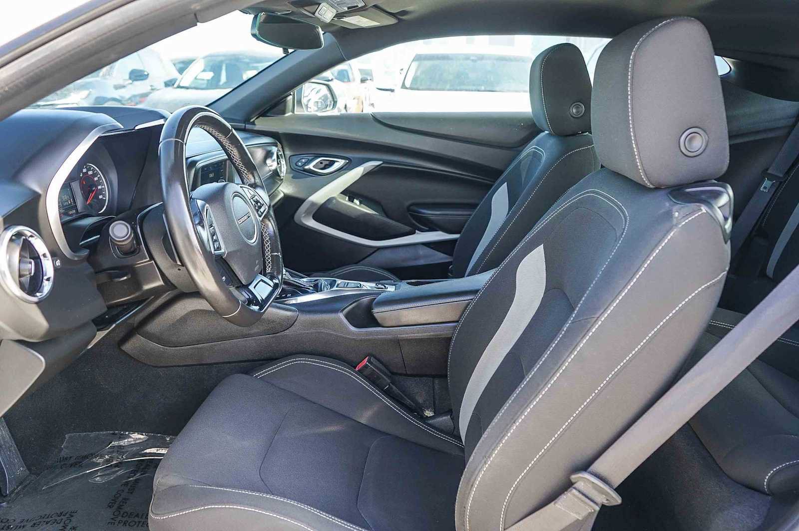 Used 2019 Chevrolet Camaro LT RWD image 15