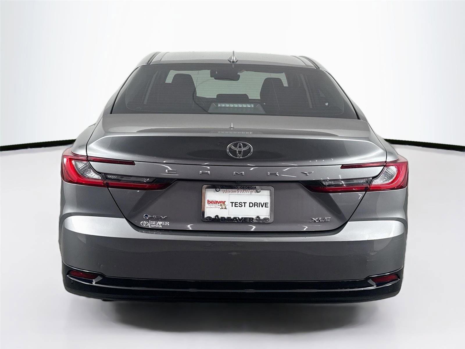 Used 2025 Toyota Camry XLE image 7