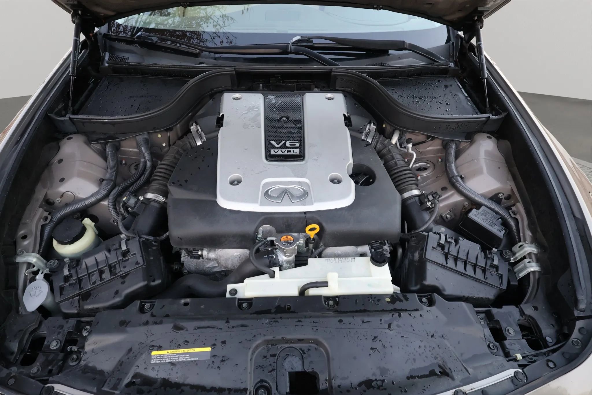 Used 2011 INFINITI G37 Journey w/ Premium Pkg image 10