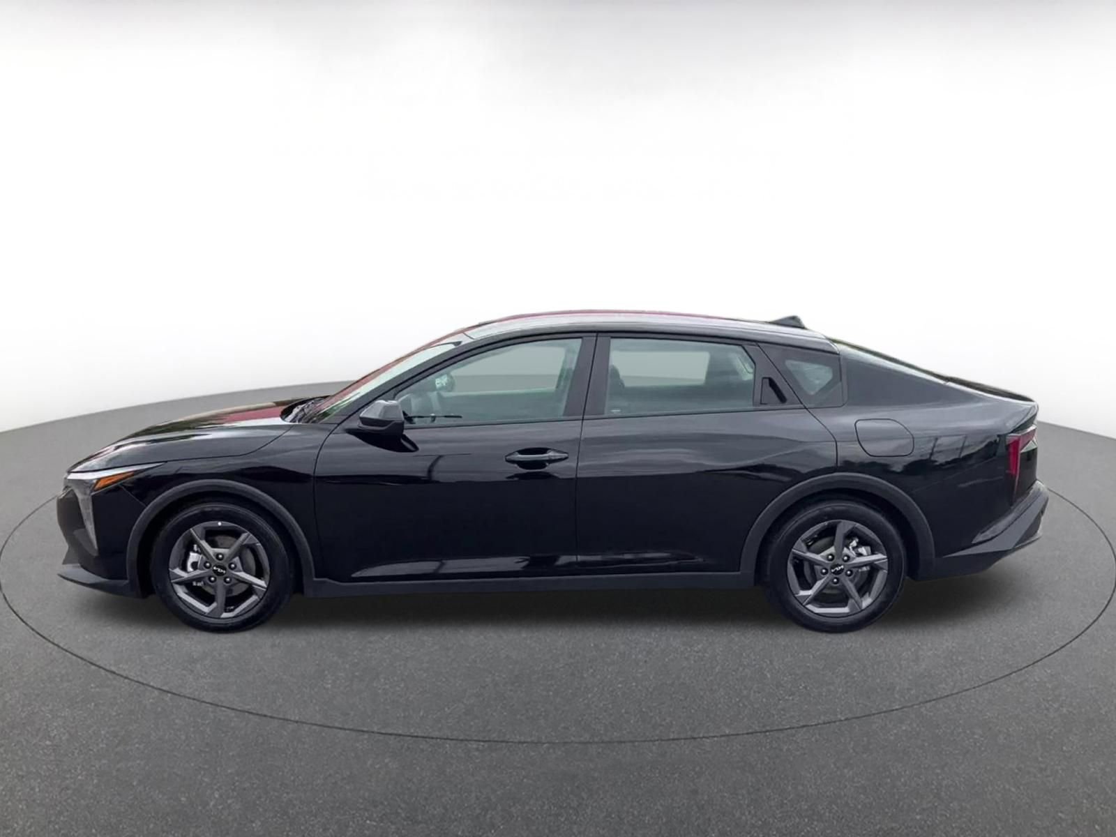 Used 2025 Kia K4 FWD image 9