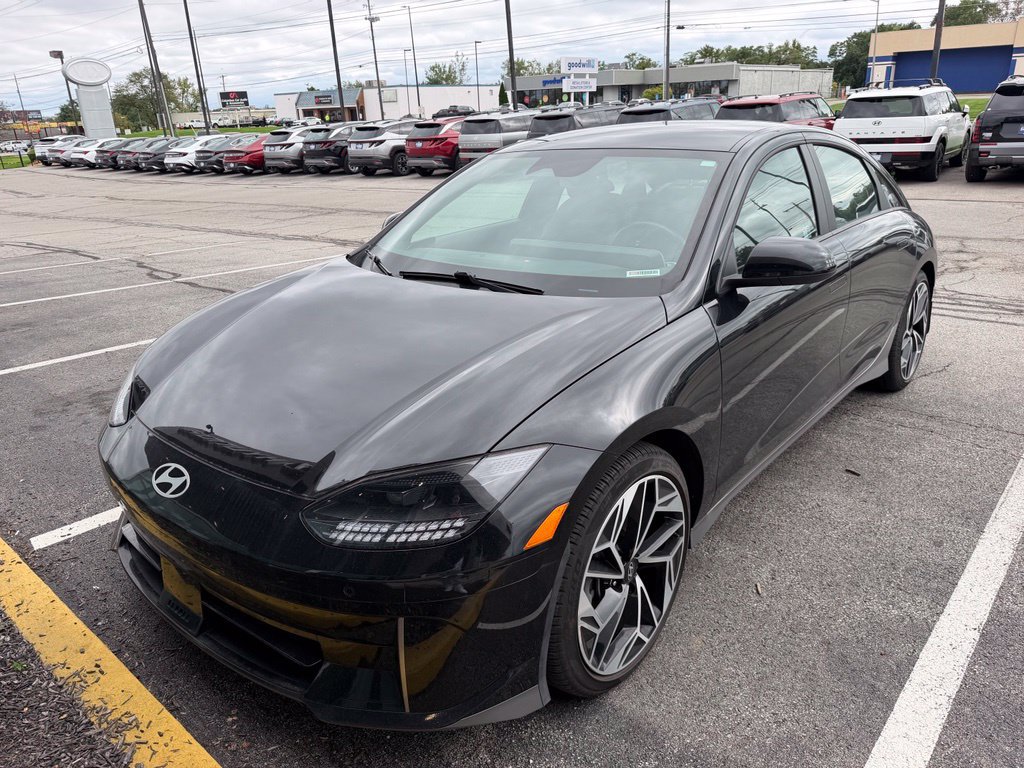 Used 2025 Hyundai Ioniq 6 SEL AWD/4WD image 1