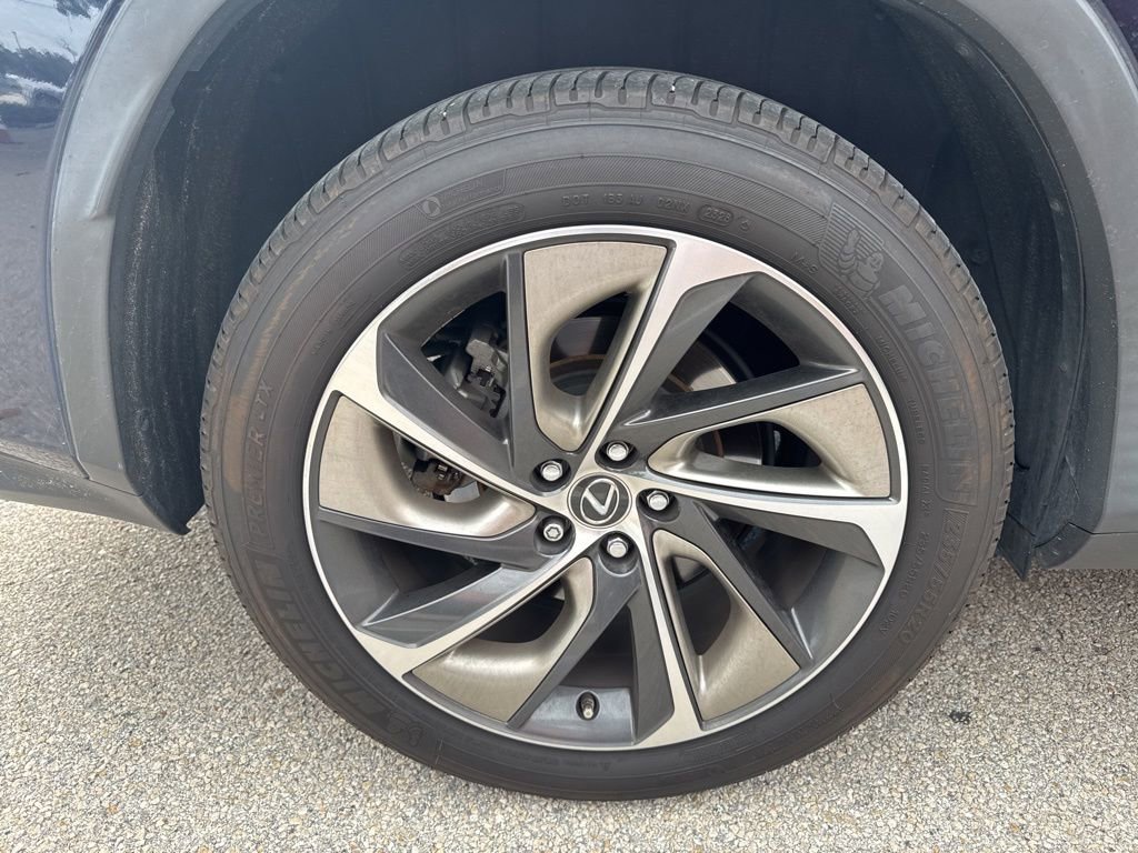 Used 2018 Lexus RX 350L Luxury w/ Accessory Package FWD image 11