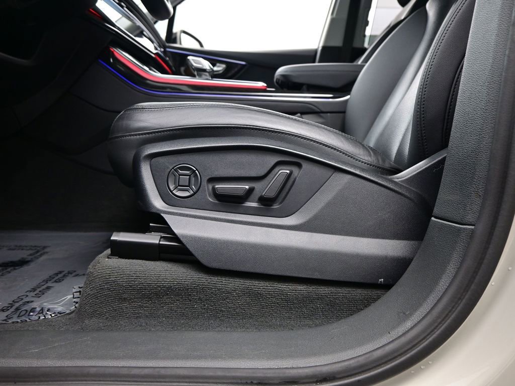 Used 2023 Audi Q7 3.0T Prestige w/ Prestige Package image 14