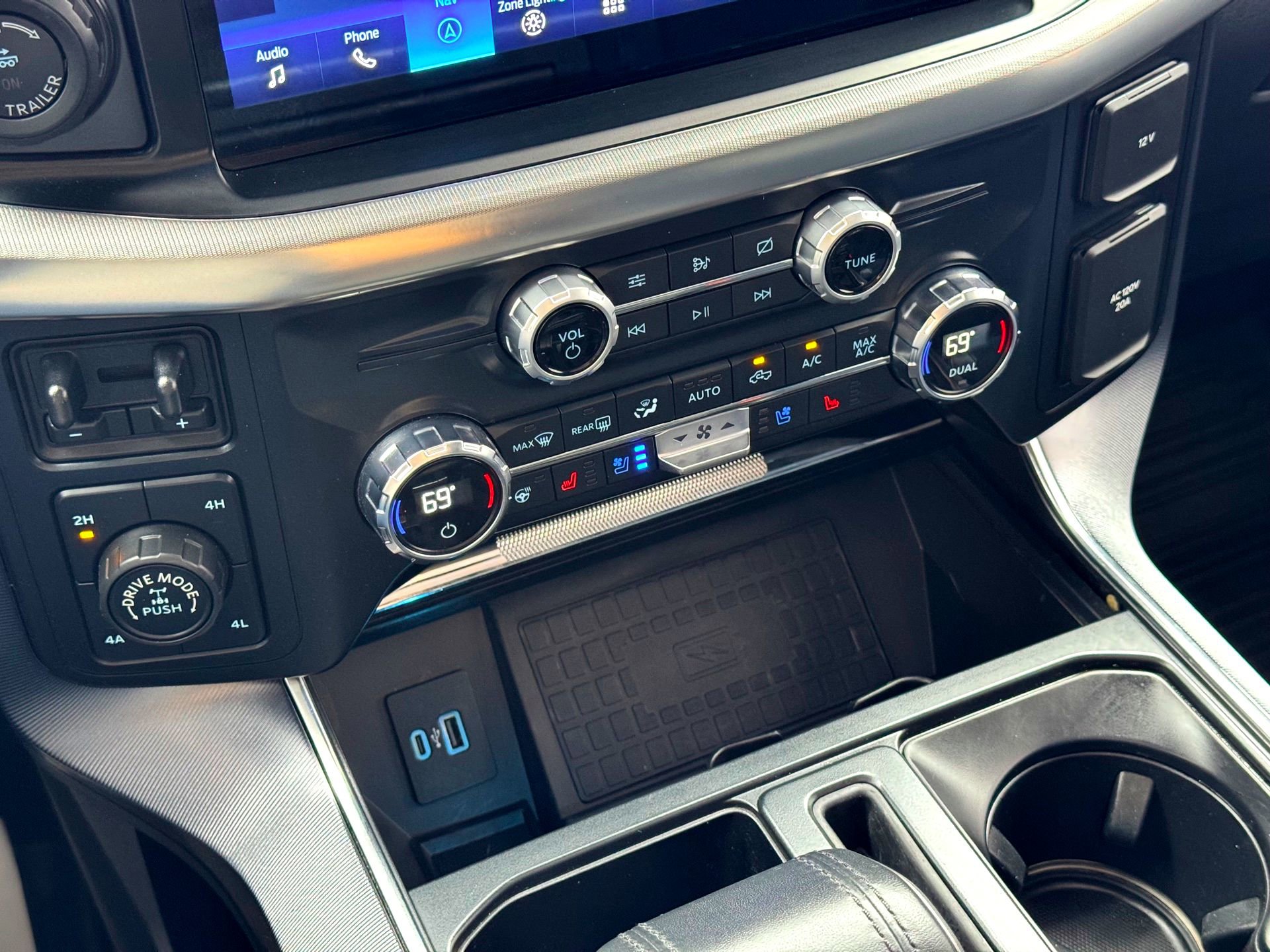 Used 2021 Ford F150 Raptor w/ Raptor 37 Performance Package AWD/4WD image 31