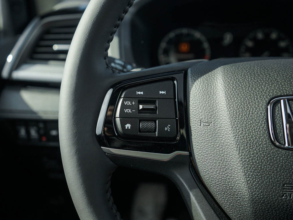 New 2026 Honda Odyssey Touring image 22