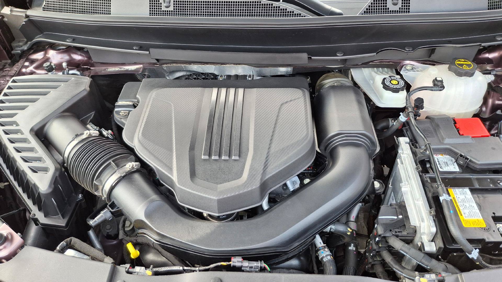 Used 2025 GMC Acadia Elevation AWD/4WD image 24