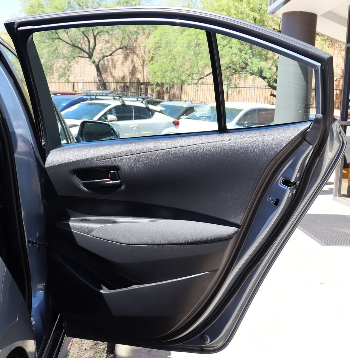 Used 2022 Toyota Corolla LE FWD image 26