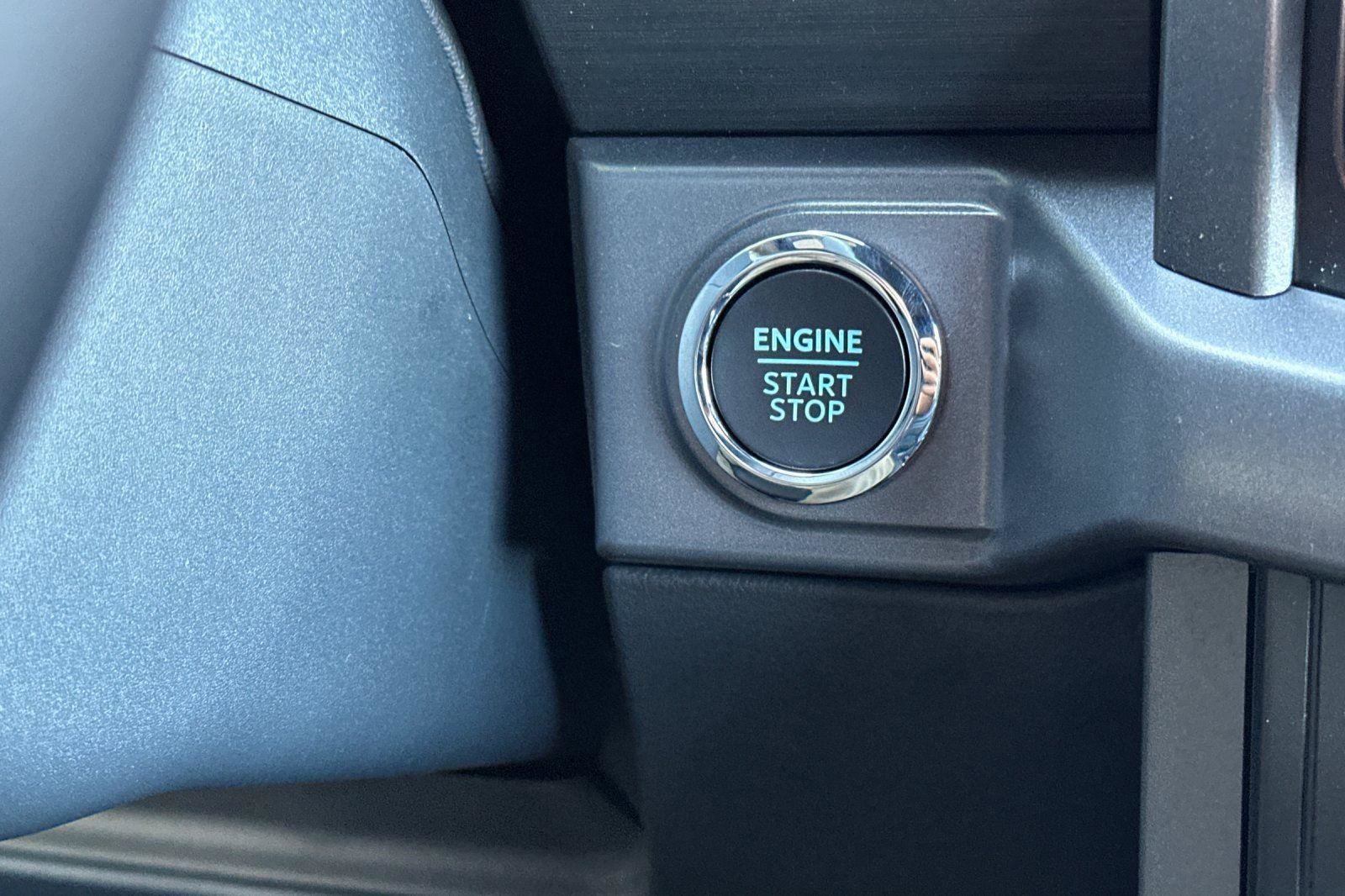 New 2025 Ford F150 XLT w/ Equipment Group 302A MID image 19