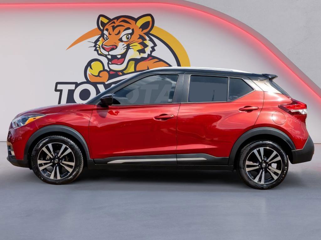 Used 2018 Nissan Kicks SR w/ Premium Package image 8