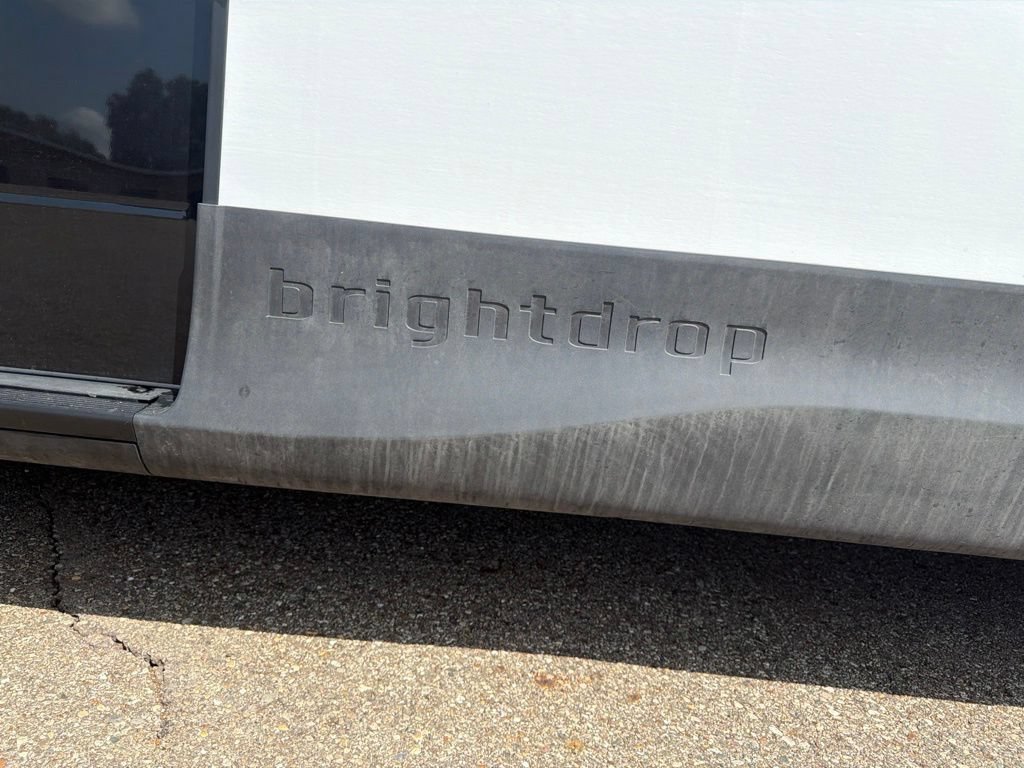 Used 2024 Chevrolet Brightdrop 600 w/ Commercial Equipment Package AWD/4WD image 9