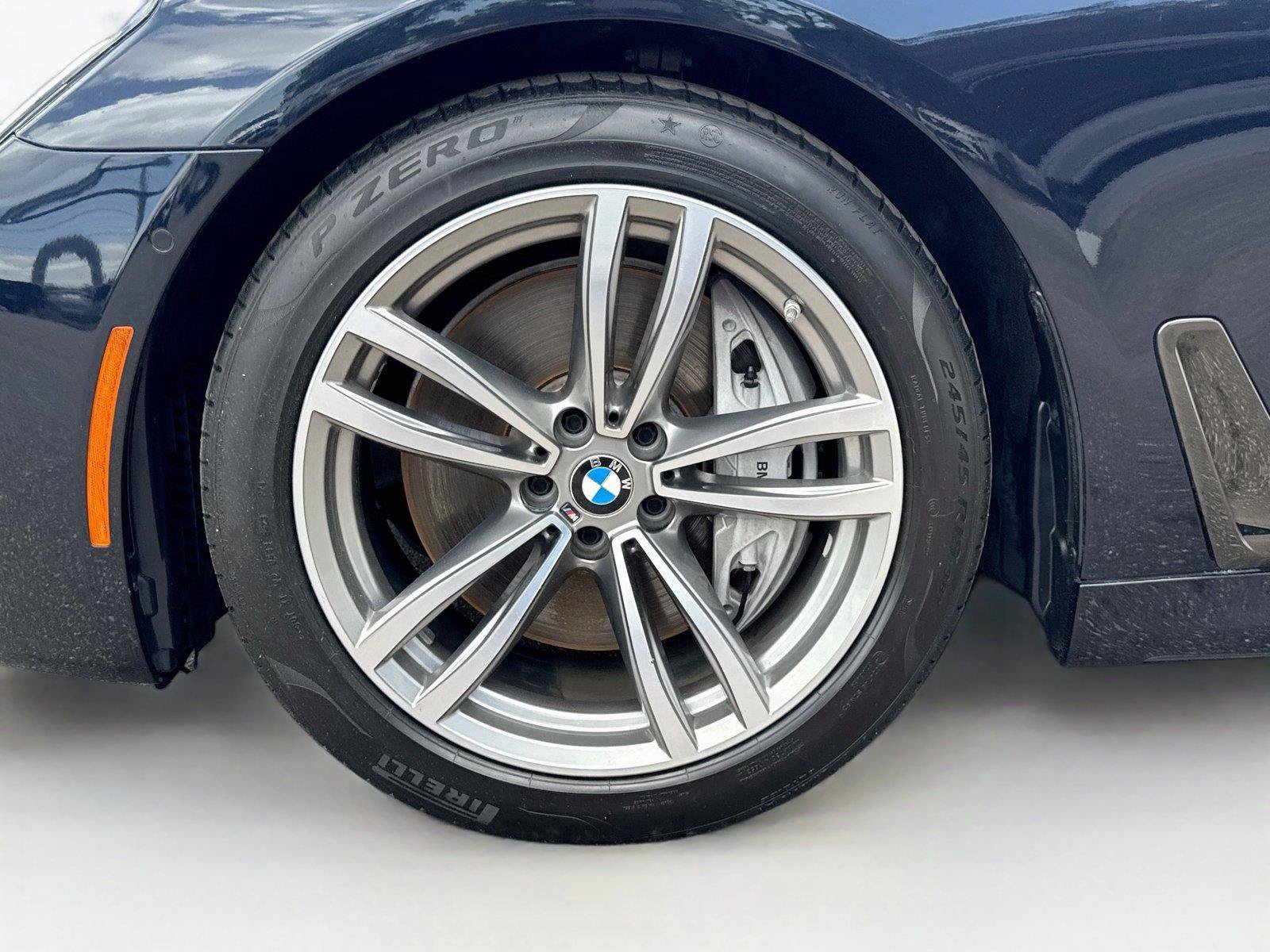Used 2019 BMW 750i w/ Executive Package RWD image 36