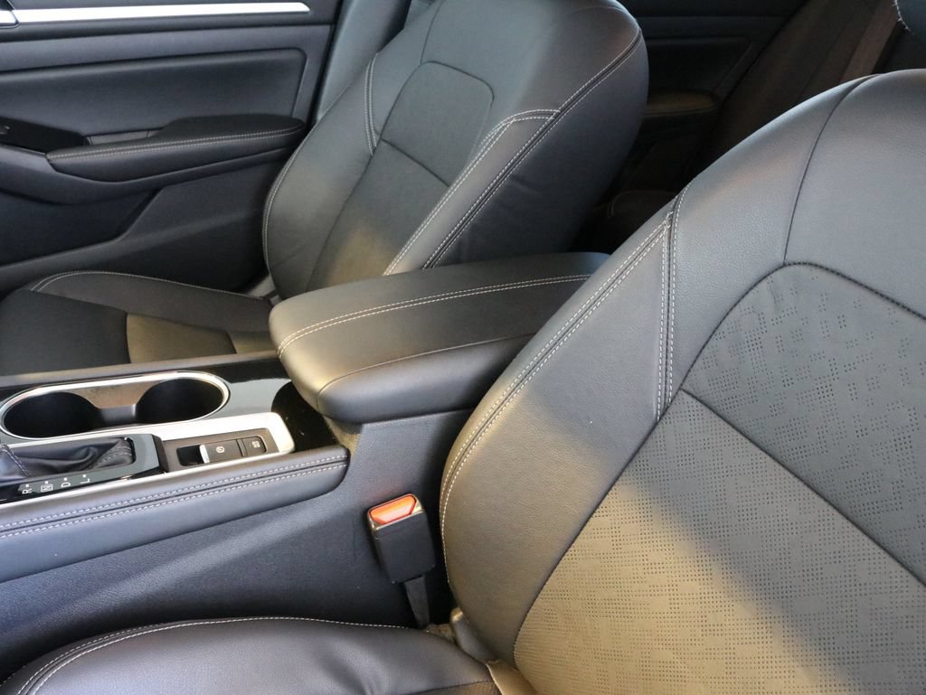 Used 2025 Nissan Altima 2.5 SL AWD/4WD image 20
