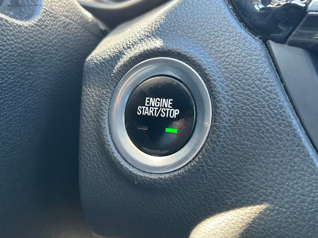 Used 2019 Buick Envision Essence image 30