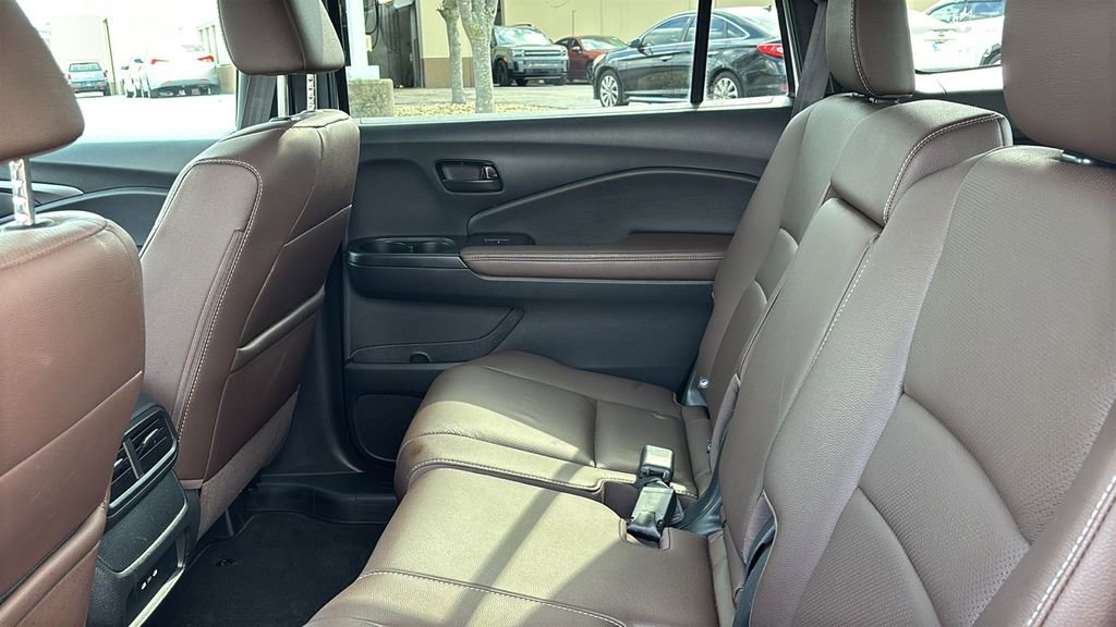 Used 2024 Honda Passport EX-L image 30