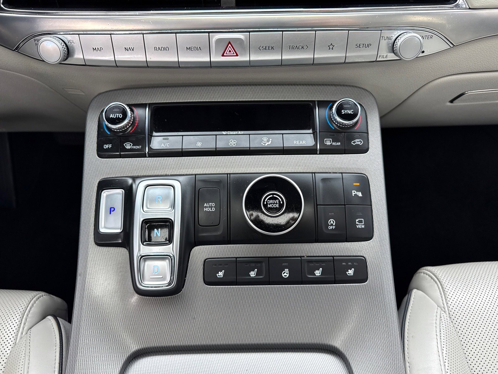 Used 2021 Hyundai Palisade Limited image 27