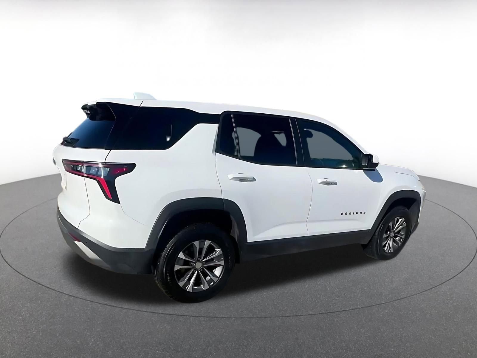 Used 2025 Chevrolet Equinox LT image 14