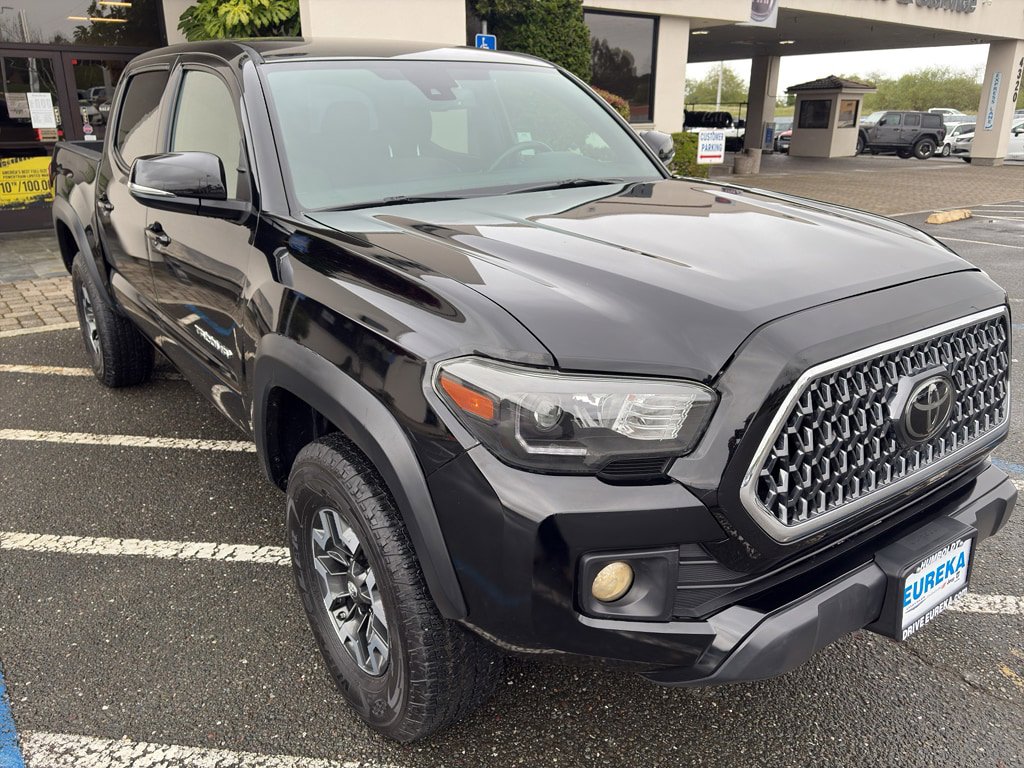 Used 2019 Toyota Tacoma TRD Off-Road w/ Technology Package AWD/4WD image 27