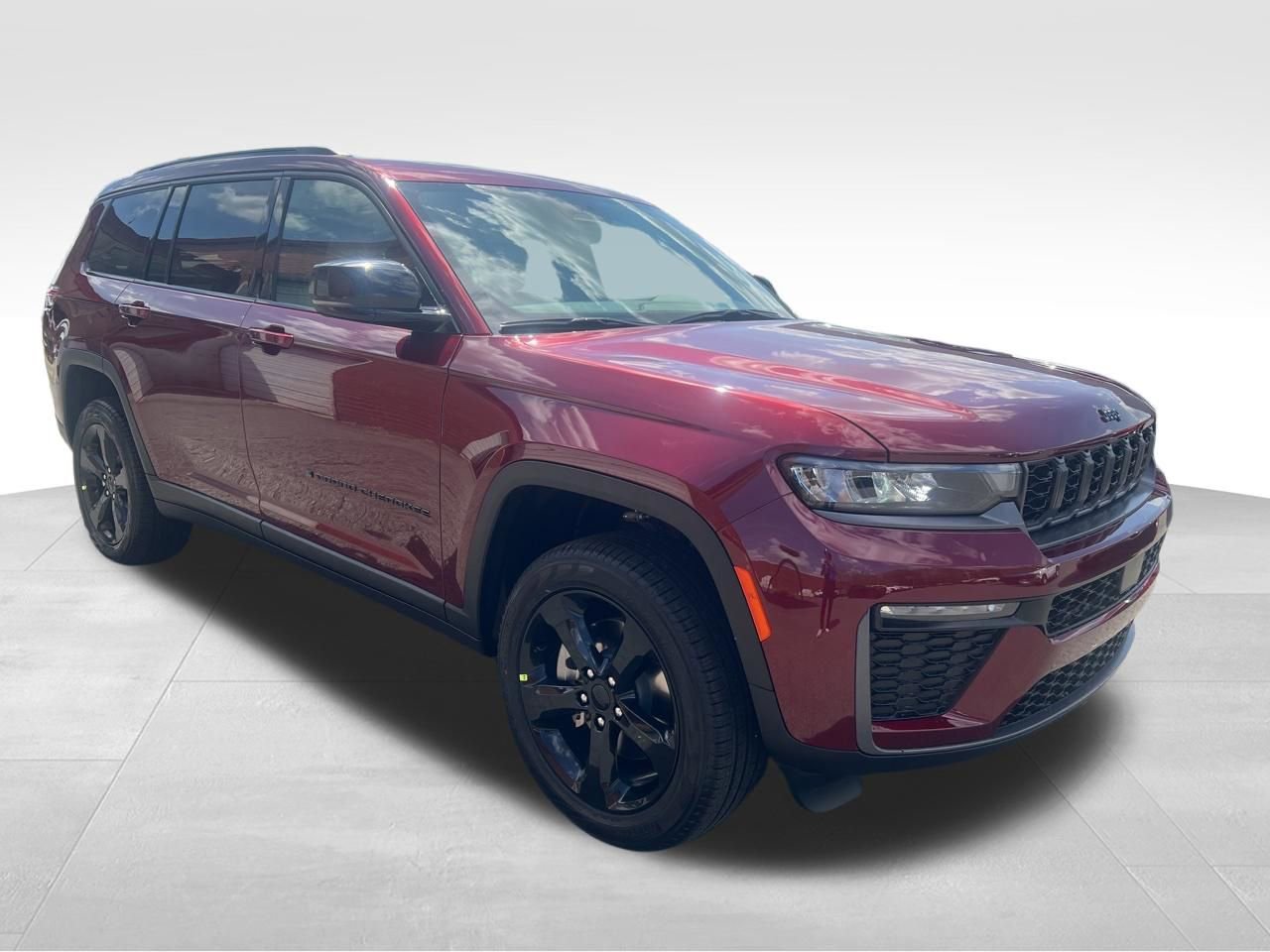 New 2026 Jeep Grand Cherokee L Limited w/ Limited Altitude Package AWD/4WD image 7