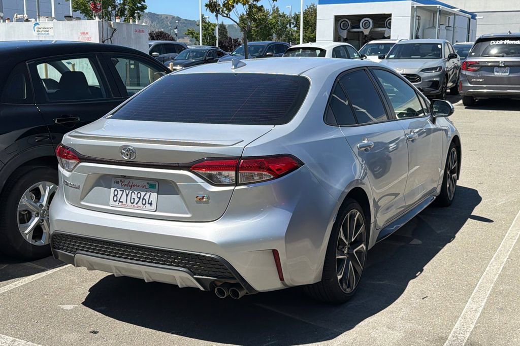 Used 2022 Toyota Corolla SE FWD image 5