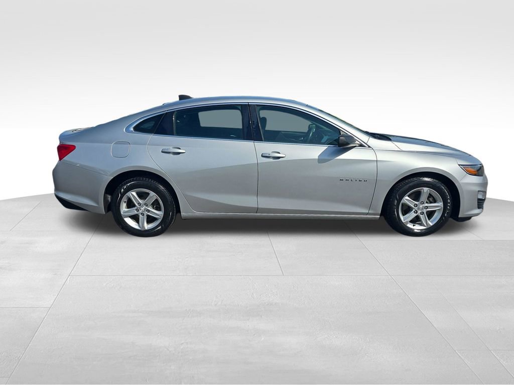 Used 2019 Chevrolet Malibu LS image 6