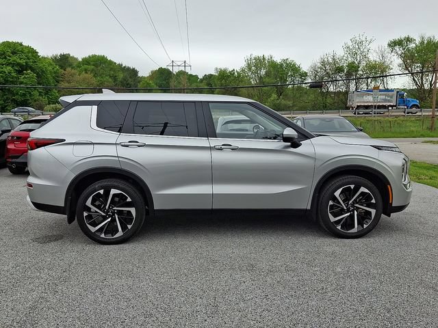Used 2024 Mitsubishi Outlander SE AWD/4WD image 8