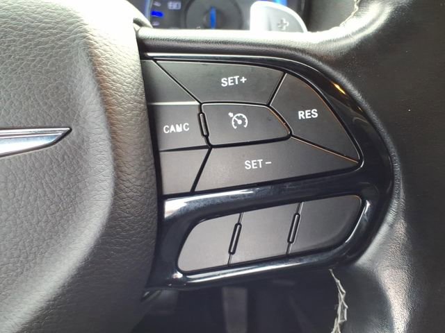 Used 2019 Chrysler 300 S image 21