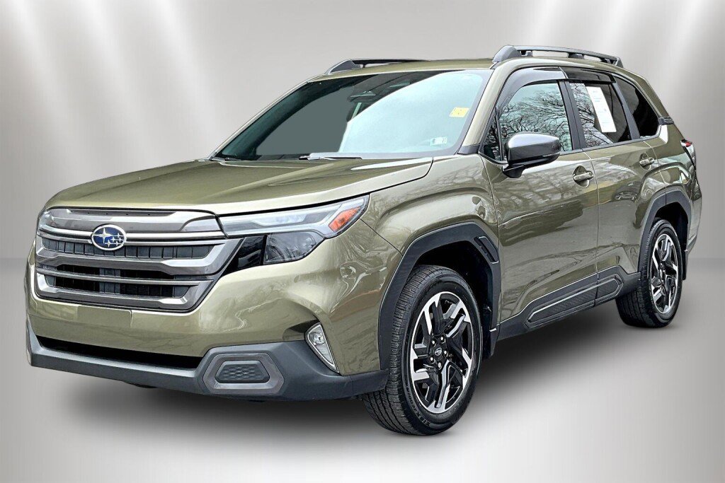 Certified 2026 Subaru Forester Limited AWD/4WD image 3