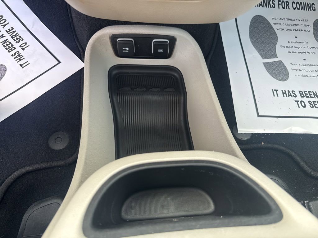 Used 2020 Chrysler Pacifica Touring-L Plus image 27