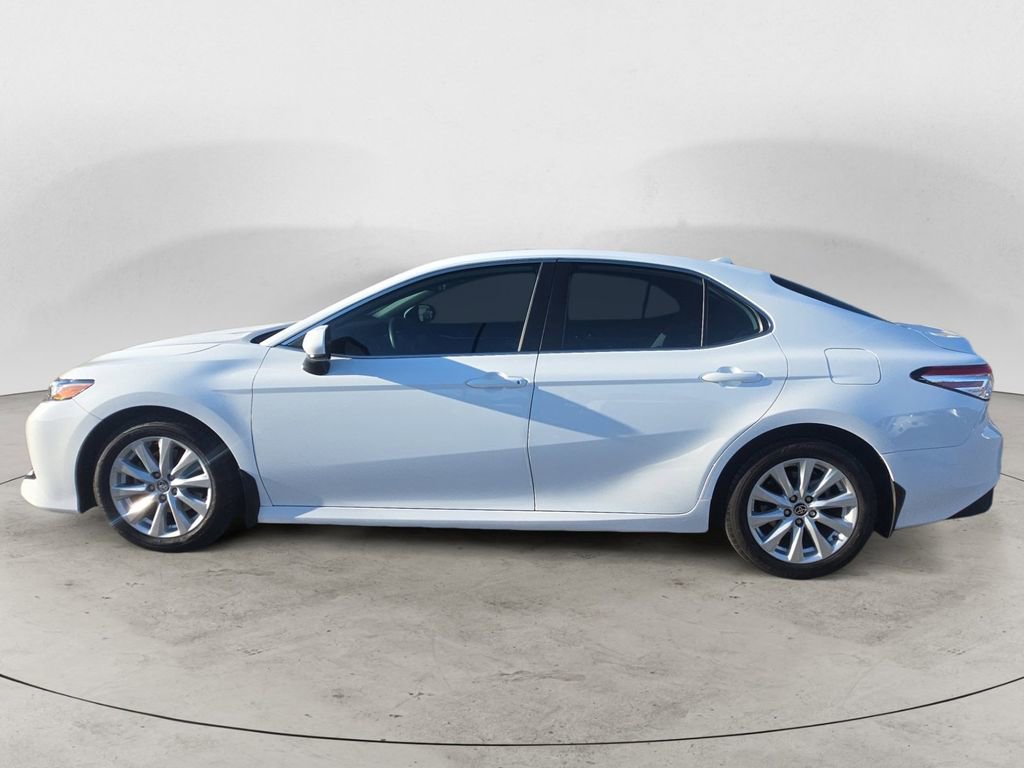Used 2020 Toyota Camry LE w/ Carpet Mat Package FWD image 2