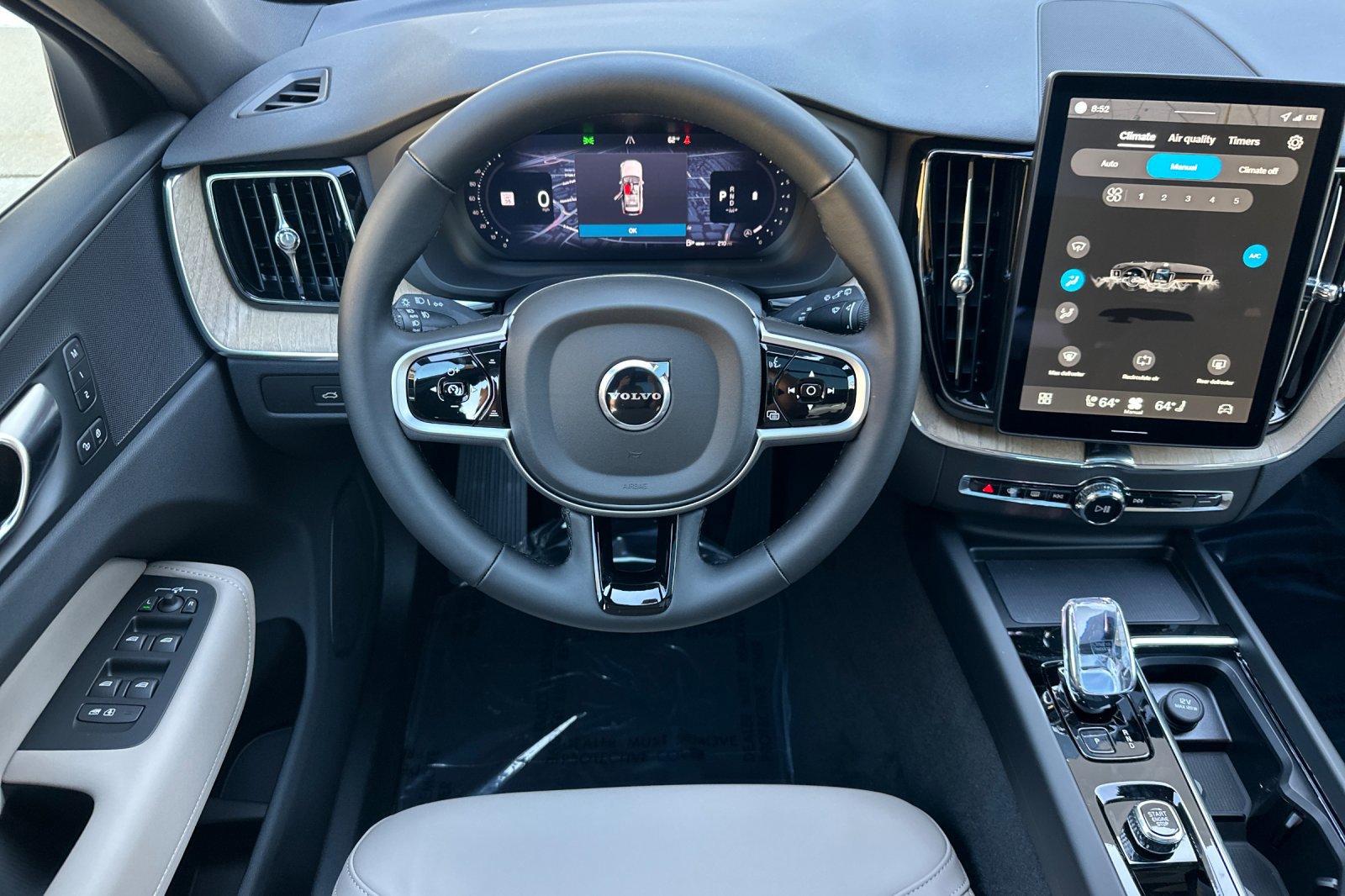 New 2026 Volvo XC60 B5 Plus w/ Climate Package image 12